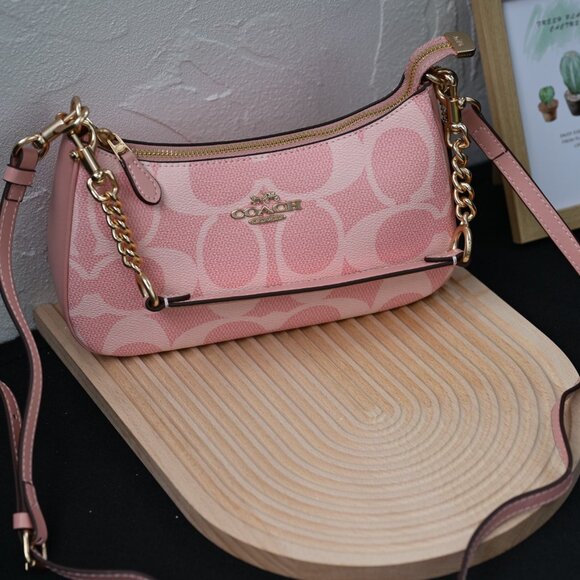 COACH Teri Shoulder Bag In Signature Canvas - Picture 4 of 8